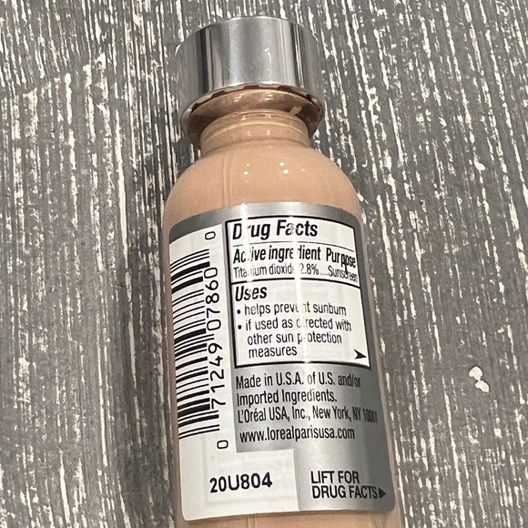 MAKEUP BUNDLE of 7 items only for $35 - Picture 7 of 16